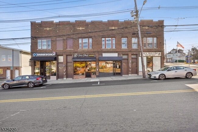 Primary Photo - 660 Passaic Ave
