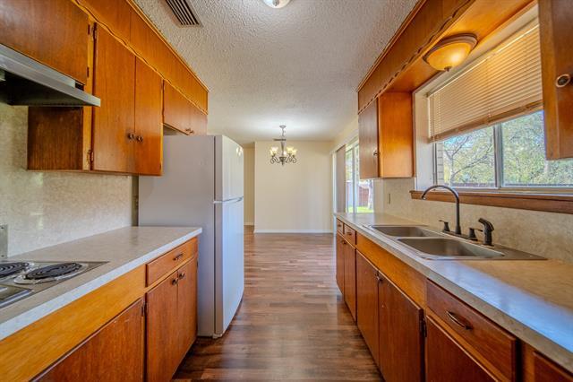 Building Photo - 203 Leighton Dr