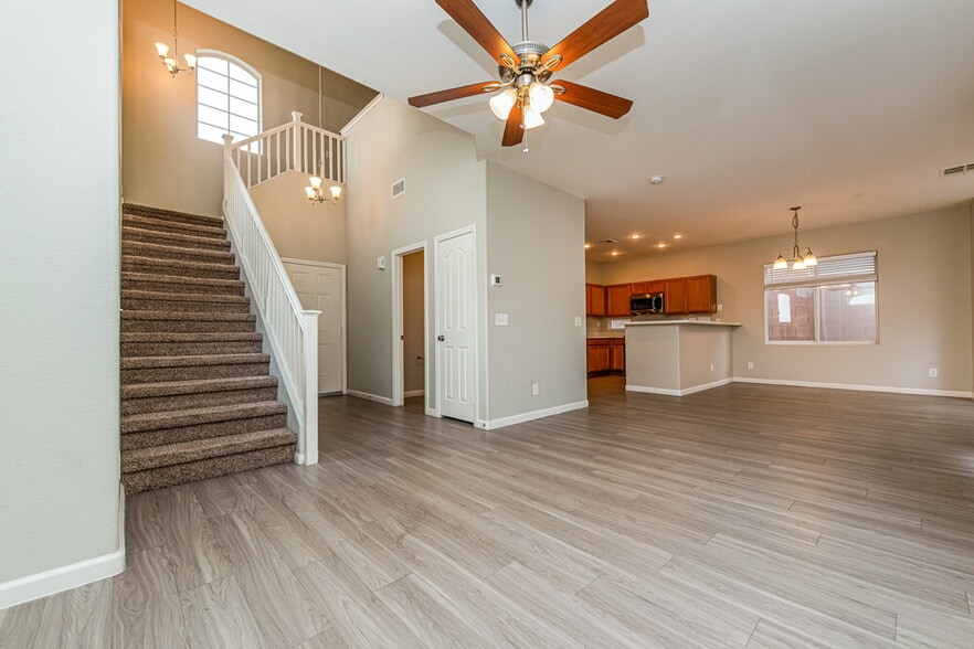 Building Photo - 8920 Brentwood Grove Ct