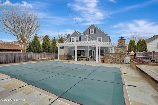 Building Photo - 402 Philadelphia Blvd