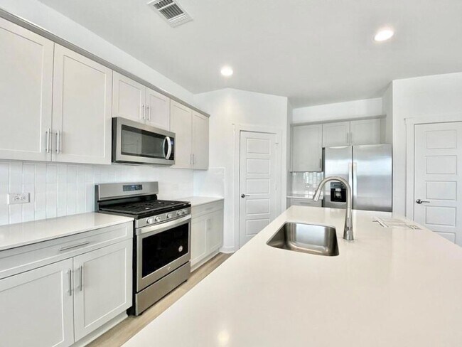 Building Photo - 1837 Bonham Ln