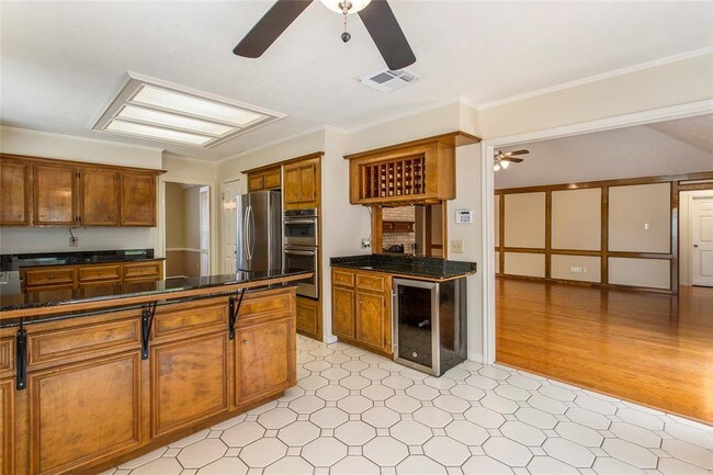 Building Photo - 14718 Stanbridge Dr