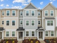 Building Photo - Raleigh Living Made Easy – 3BR Townhome w/ Amenities & Prime Location
