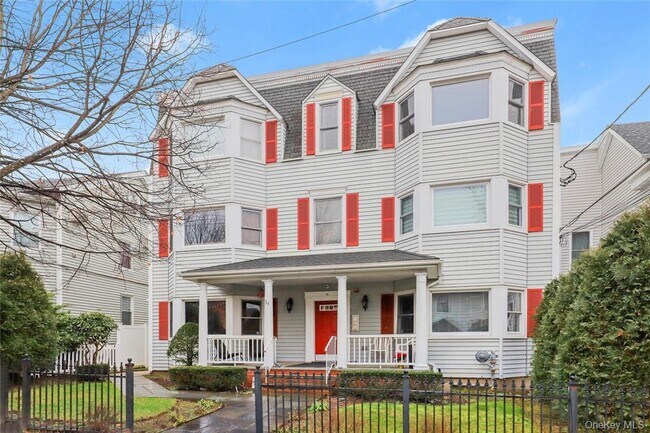 Primary Photo - 54 Wildey St