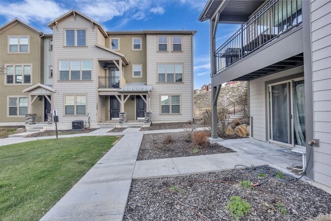 Building Photo - Wasatch Springs Gem
