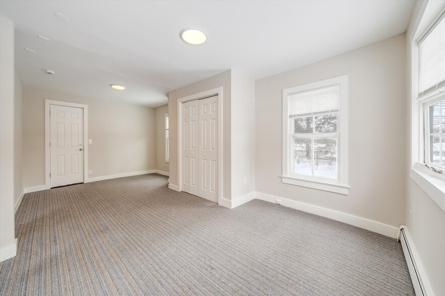 Building Photo - 6 Orchard St