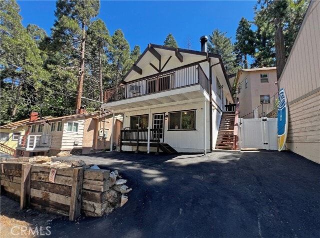 Building Photo - 969 Fern Dr