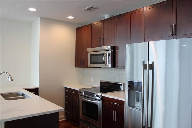 Building Photo - 855 Peachtree St NE