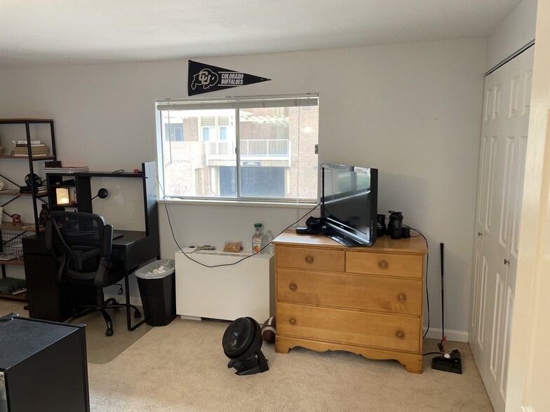 Bedroom 1 - 3000 Colorado Ave