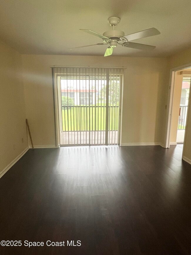 Building Photo - 200 St Lucie Ln