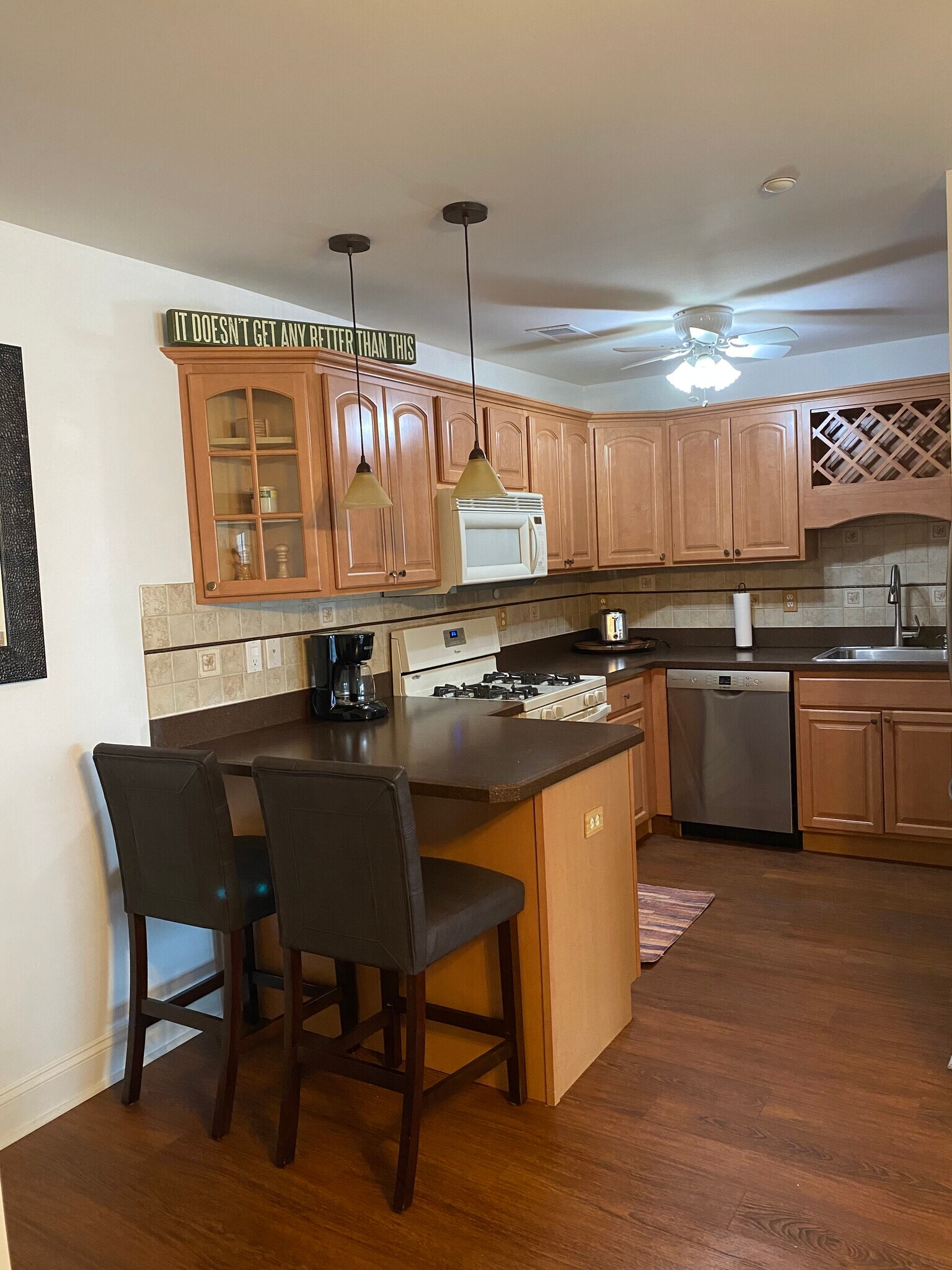 Building Photo - 202 Webster Ave