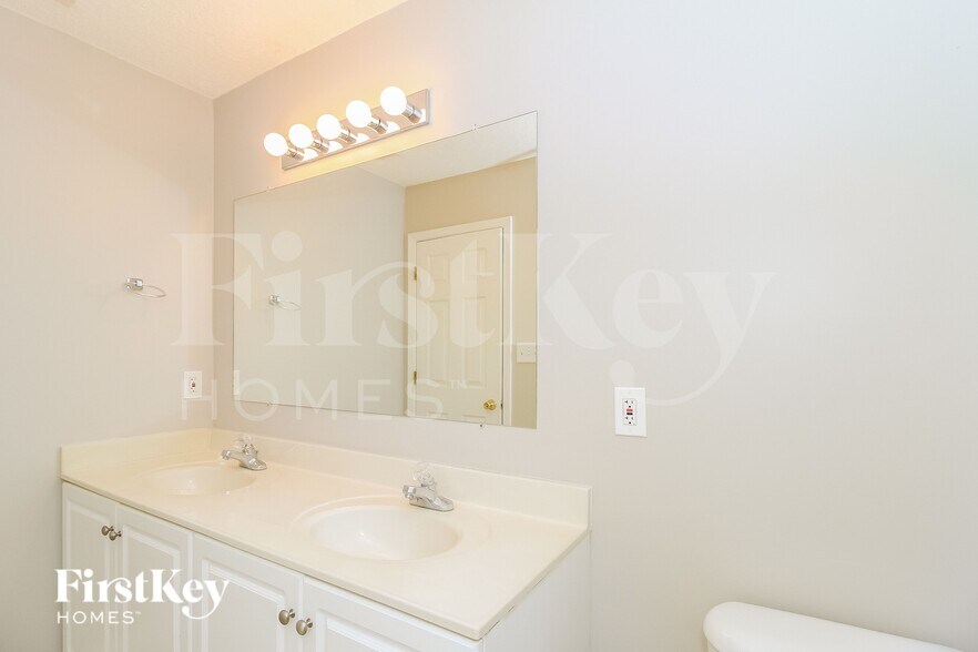 Building Photo - 791 Pecan Ridge Cir