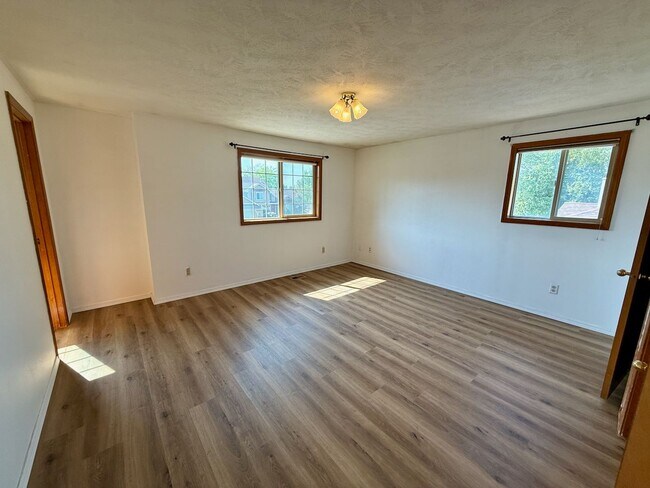 Building Photo - Remodeled 4 Bed 3 Bath Indian Trail Home w...