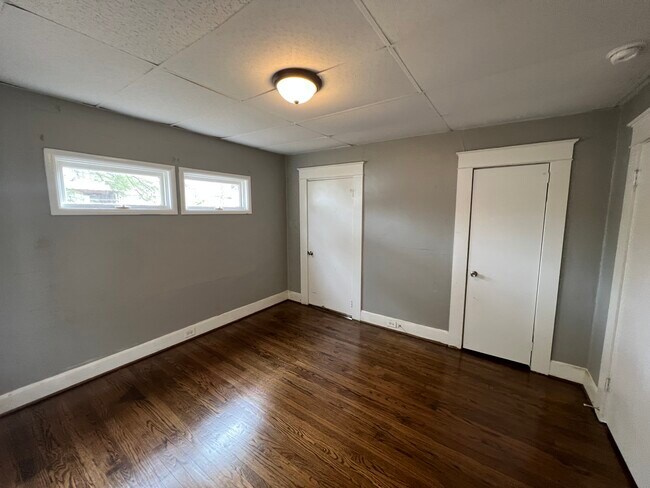 Building Photo - 8209 3rd Ave S