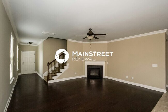 Building Photo - 3 Bedroom Pet-Friendly Home in Decatur, GA with Main Street Renewal