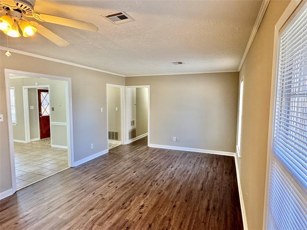 Building Photo - 761 Forestdale Dr