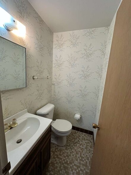 Master Bathroom - 1640 Washtenaw Rd