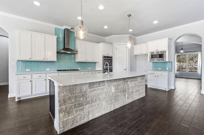 Building Photo - 468 Lloyd Ln