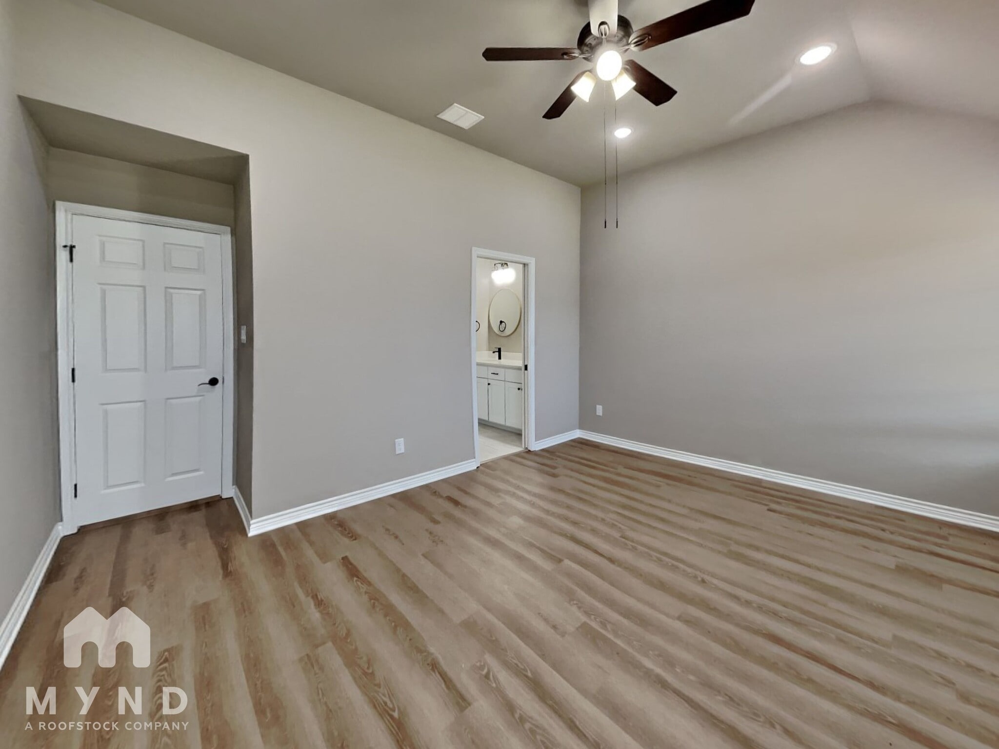 Building Photo - 5401 Ashworth Ct