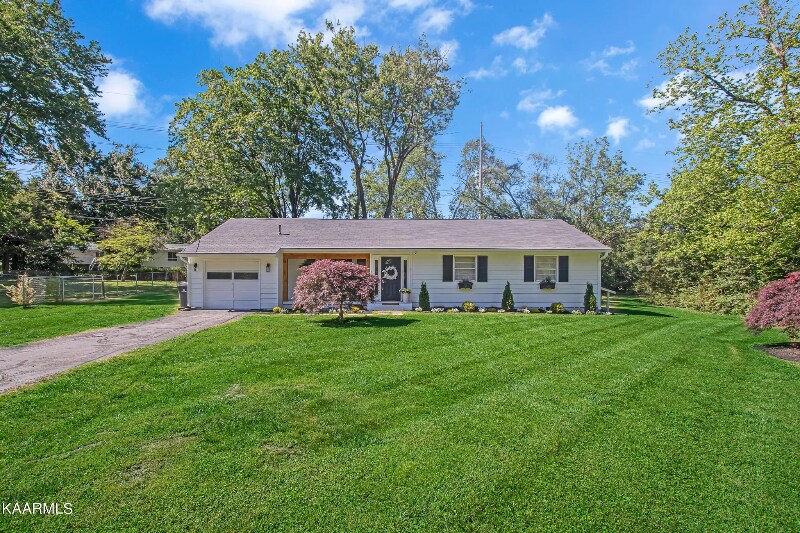 Primary Photo - 7021 Yorkshire Dr