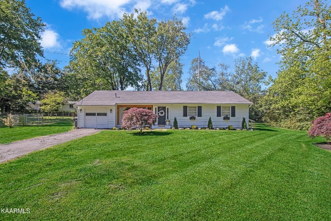 Building Photo - 7021 Yorkshire Dr