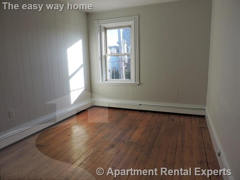 Building Photo - 10 Winter St