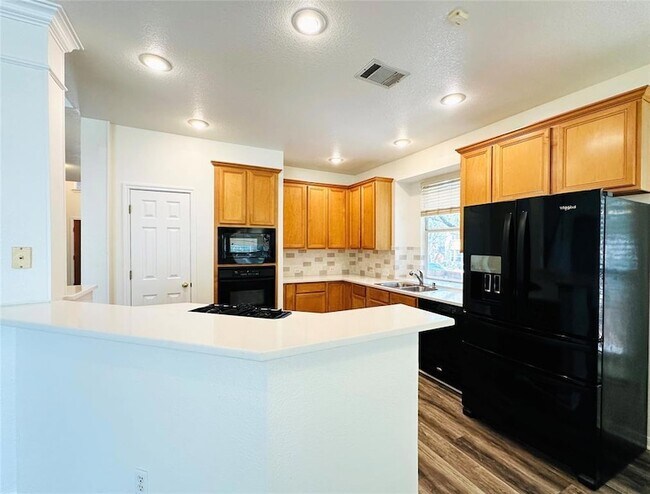 Building Photo - 13413 Creole Cove