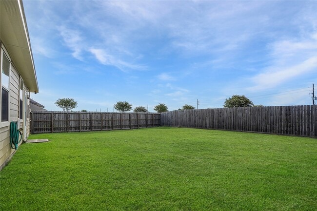 Building Photo - 22322 Albee Dr