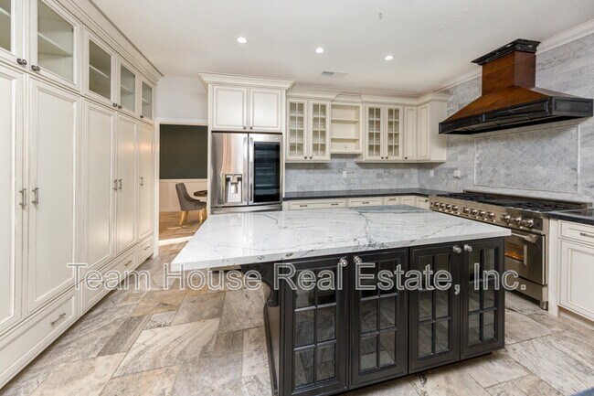 Building Photo - 22324 Circle J Ranch Rd