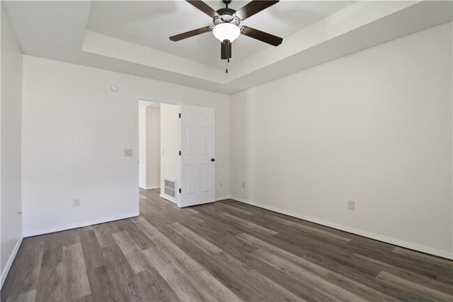 Building Photo - 1156 Oleander Ln