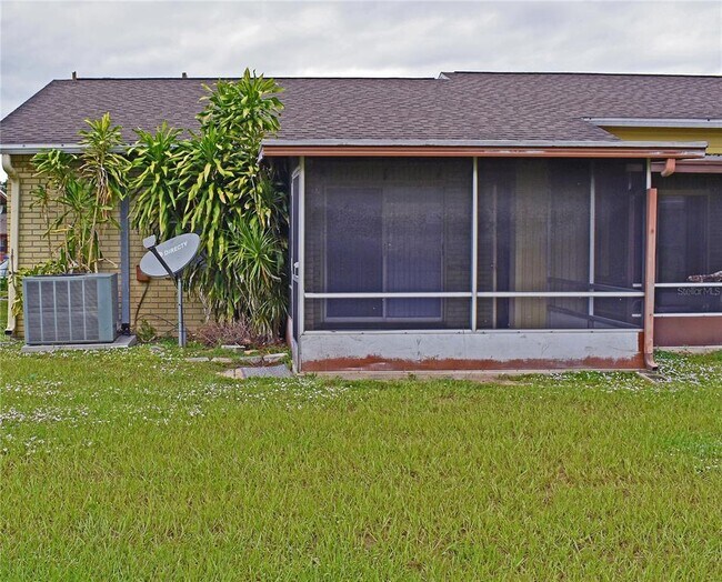 Building Photo - 9509 Fieldview Cir