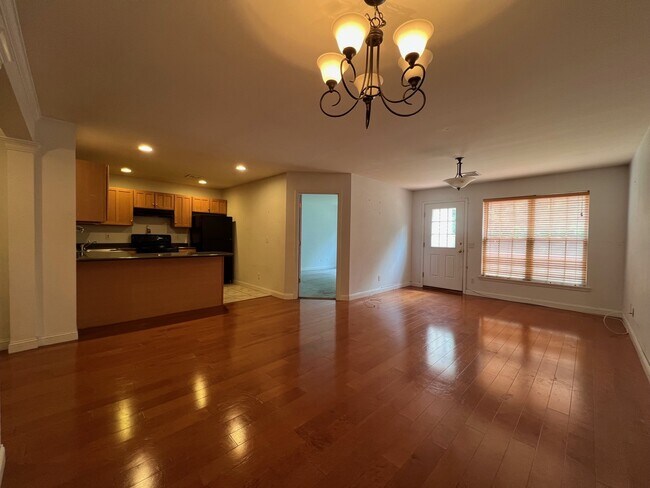 Dining area/Living room - 557 Gregory Ct