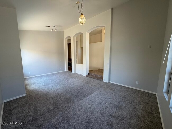 Building Photo - 15844 S 23rd Pl