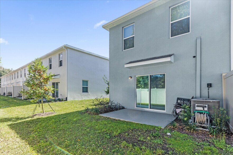 Building Photo - 6316 Sophie Oaks Ct