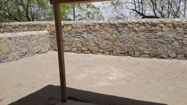 Building Photo - 1388 Trudy Elaine Dr