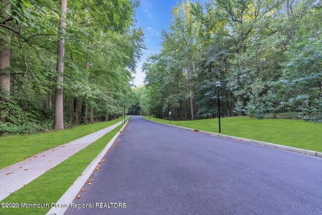 Building Photo - 61 Eckert Dr