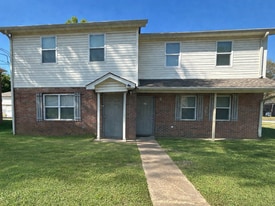 Building Photo - 37 Brianfield Dr