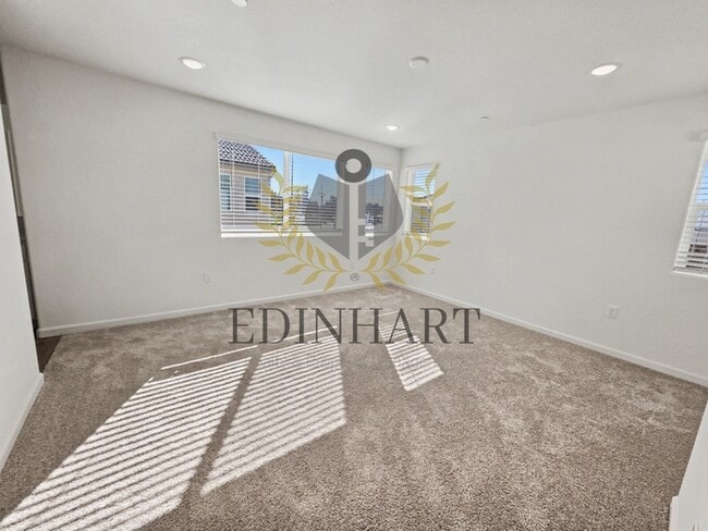 Building Photo - 1454 Farmhouse Ln