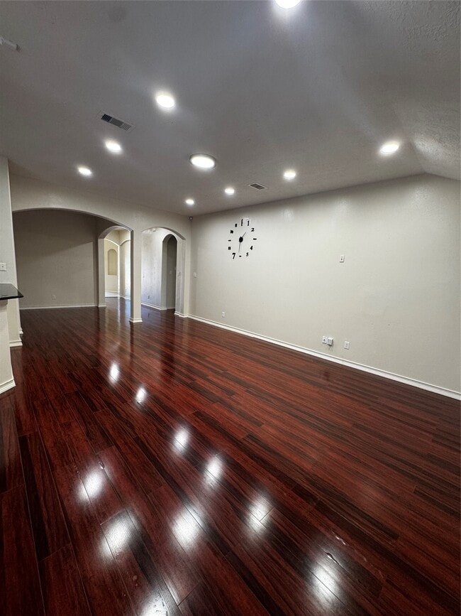 Building Photo - 9311 Camelia Crest Ln
