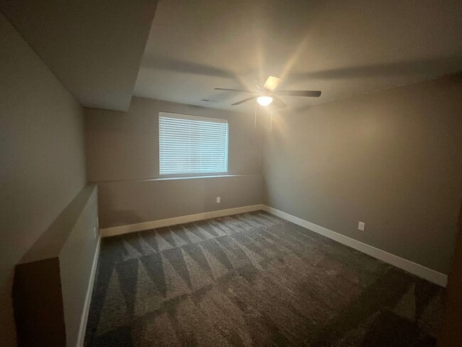 Building Photo - 5080 W Stampede Ln