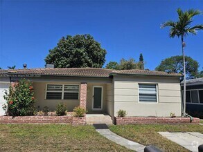 Building Photo - 3 bedroom in Hollywood FL 33020