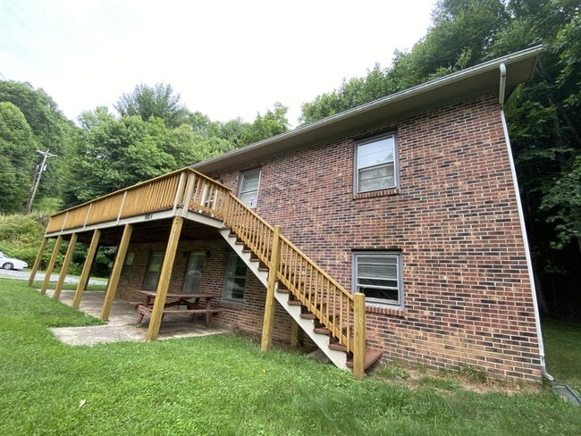 Building Photo - gree1910