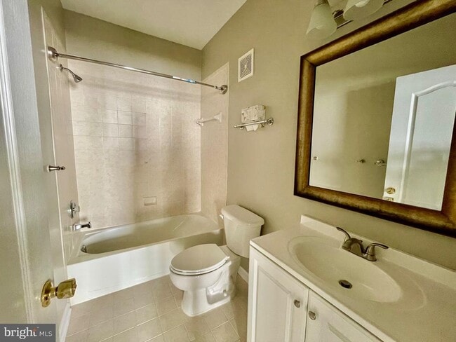 Building Photo - 12418 Liberty Bridge Rd