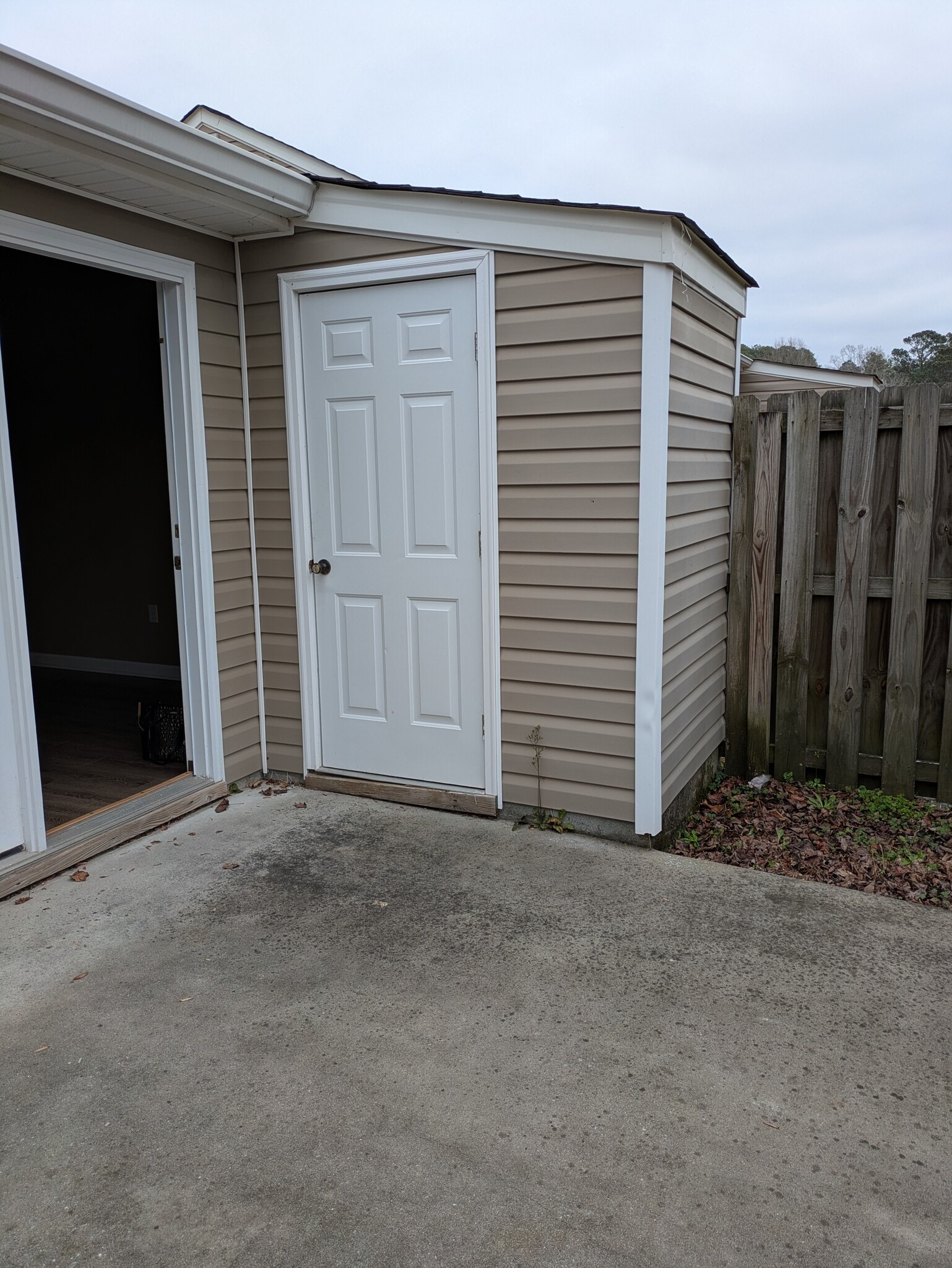 Outside storage - 2029 Kennesaw Way