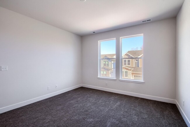 Building Photo - Luxury Paired Home in Golden!  3 bedrooms, 2.5 baths, 2-car garage!