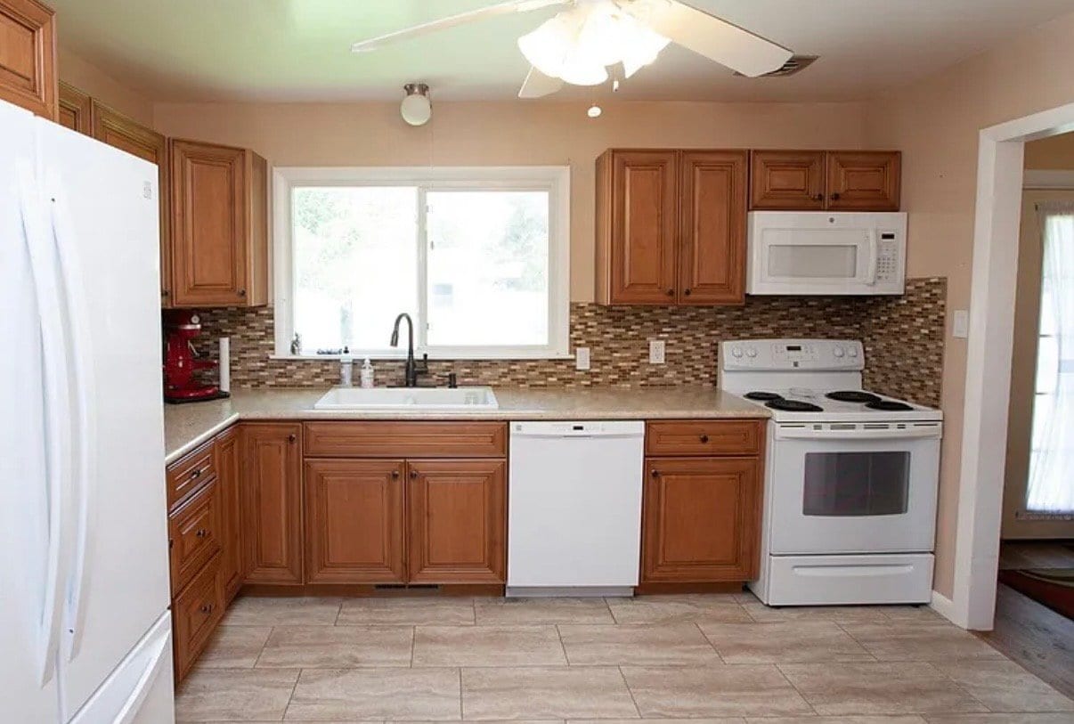 Building Photo - 1416 Adams Cir