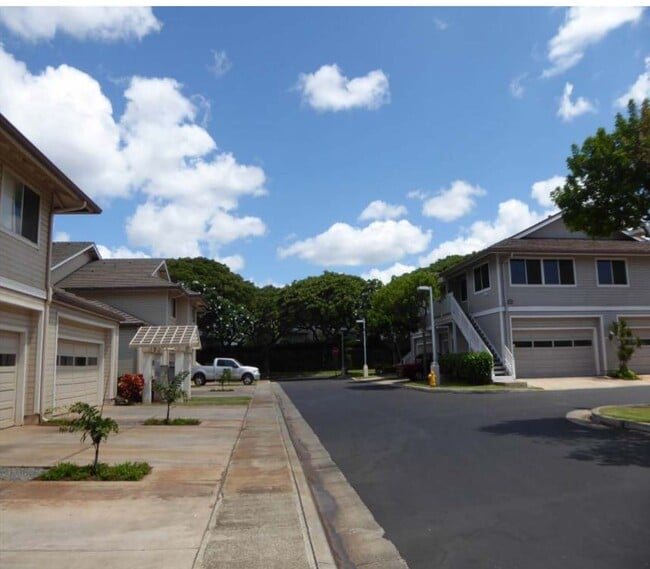 Building Photo - 921551 Aliinui Dr