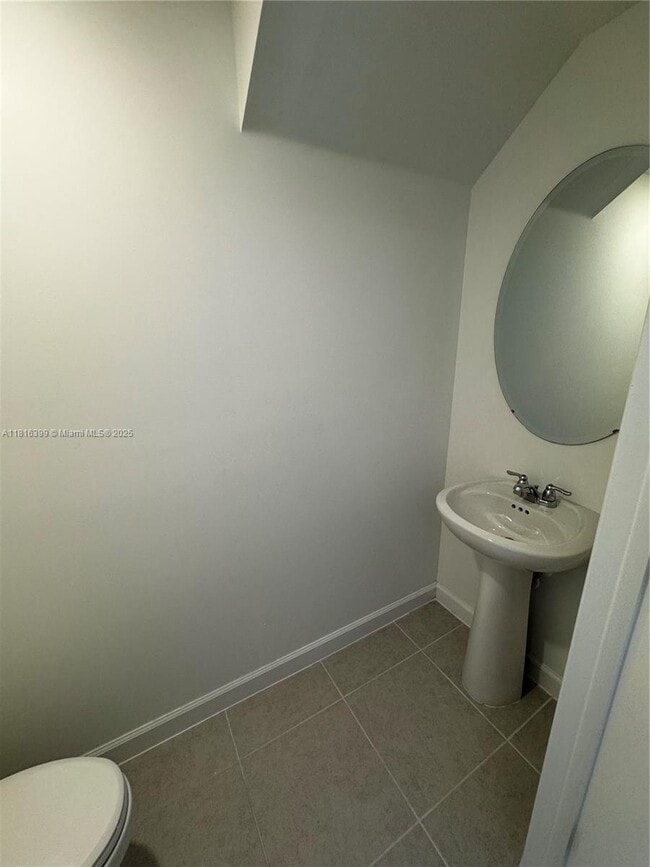 Building Photo - 140 SW 184th Way