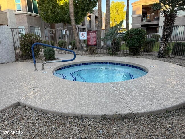 Building Photo - 17017 N 12th St