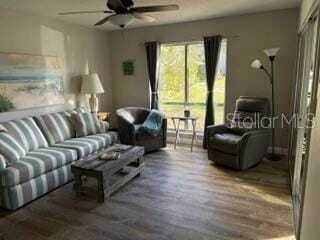 Building Photo - 621 Windrush Bay Dr